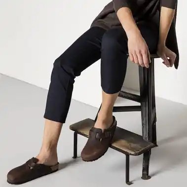 Image 3 of Birkenstock Boston Soft Footbed Oiled Leather Narrow Unisex