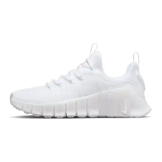 Cover image of WHITE/PLATINUM TINT Nike Free Metcon 6 Women's